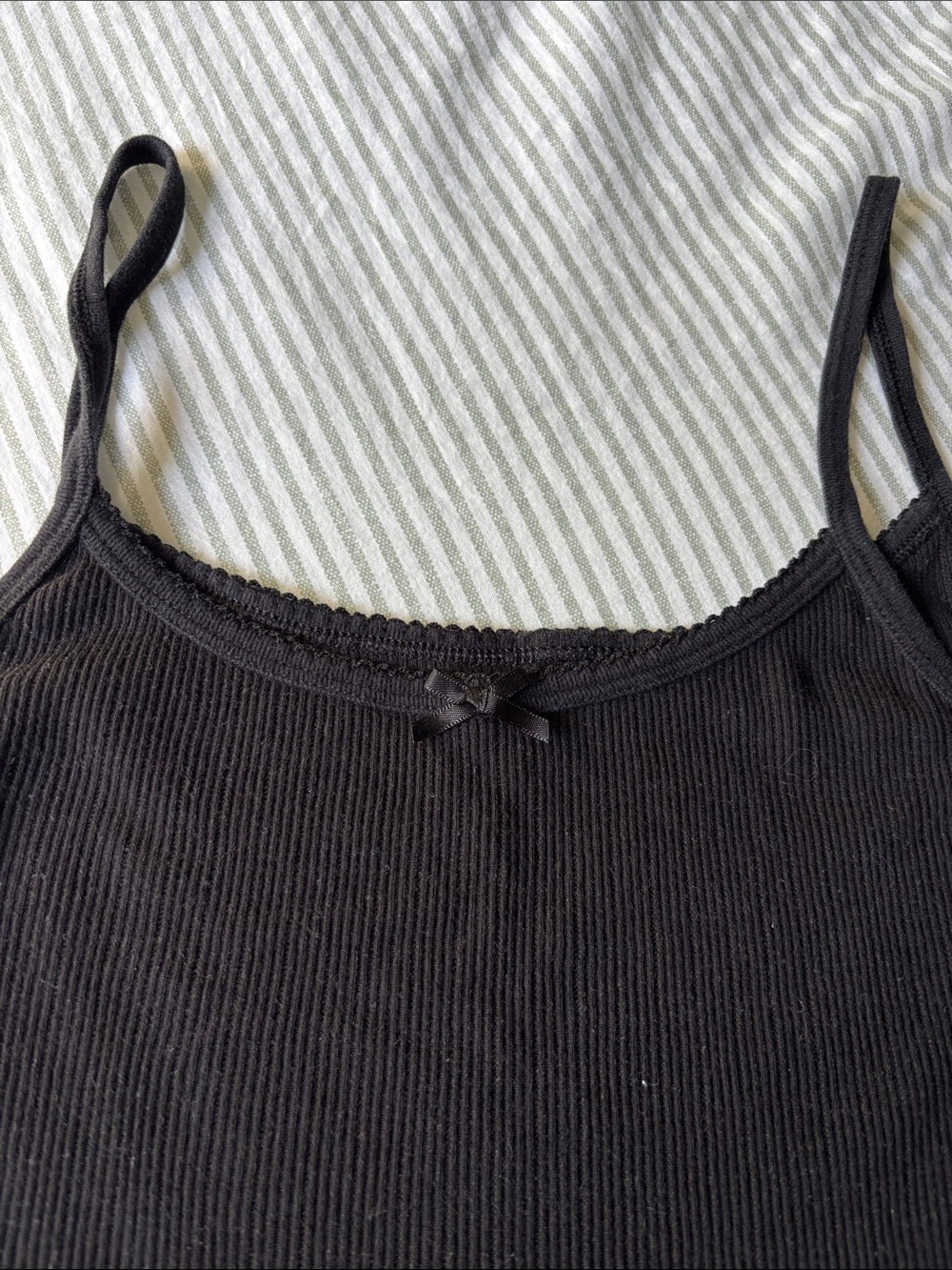 H&M Black Ribbed Spaghetti-Strap Tank - Picture 2 of 3